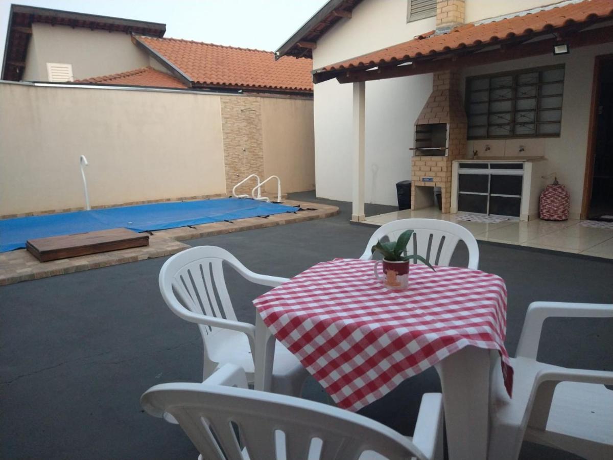Villa Casa De Temporada Seja Bem Vindos Olímpia Esterno foto