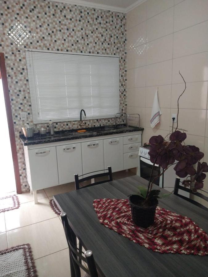 Villa Casa De Temporada Seja Bem Vindos Olímpia Esterno foto